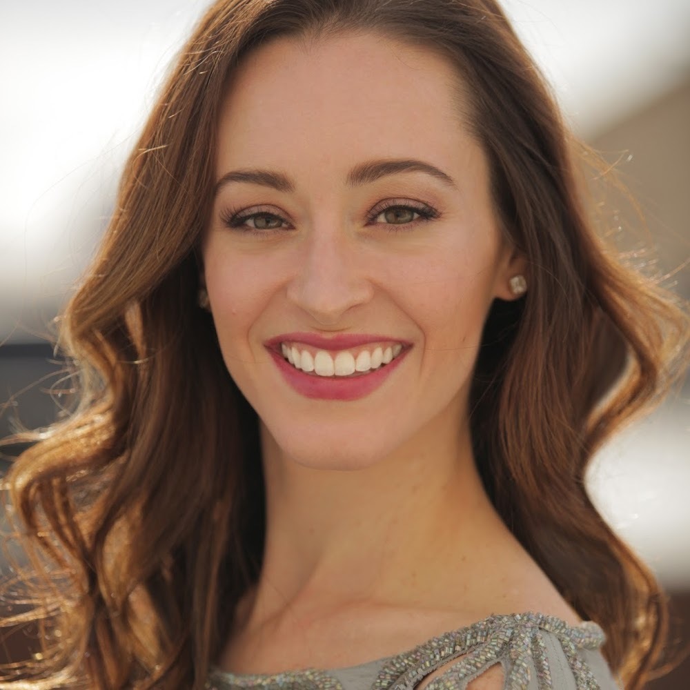 Meet your Posher, Carrie